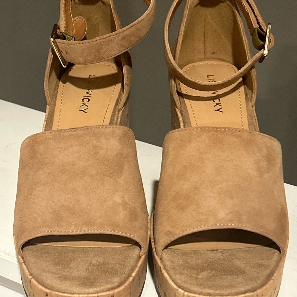 Lisa Vicky Nordstrom Laud Sunflower Cork Wedge Platform Strappy Sandals 7 NEW - Picture 6 of 10